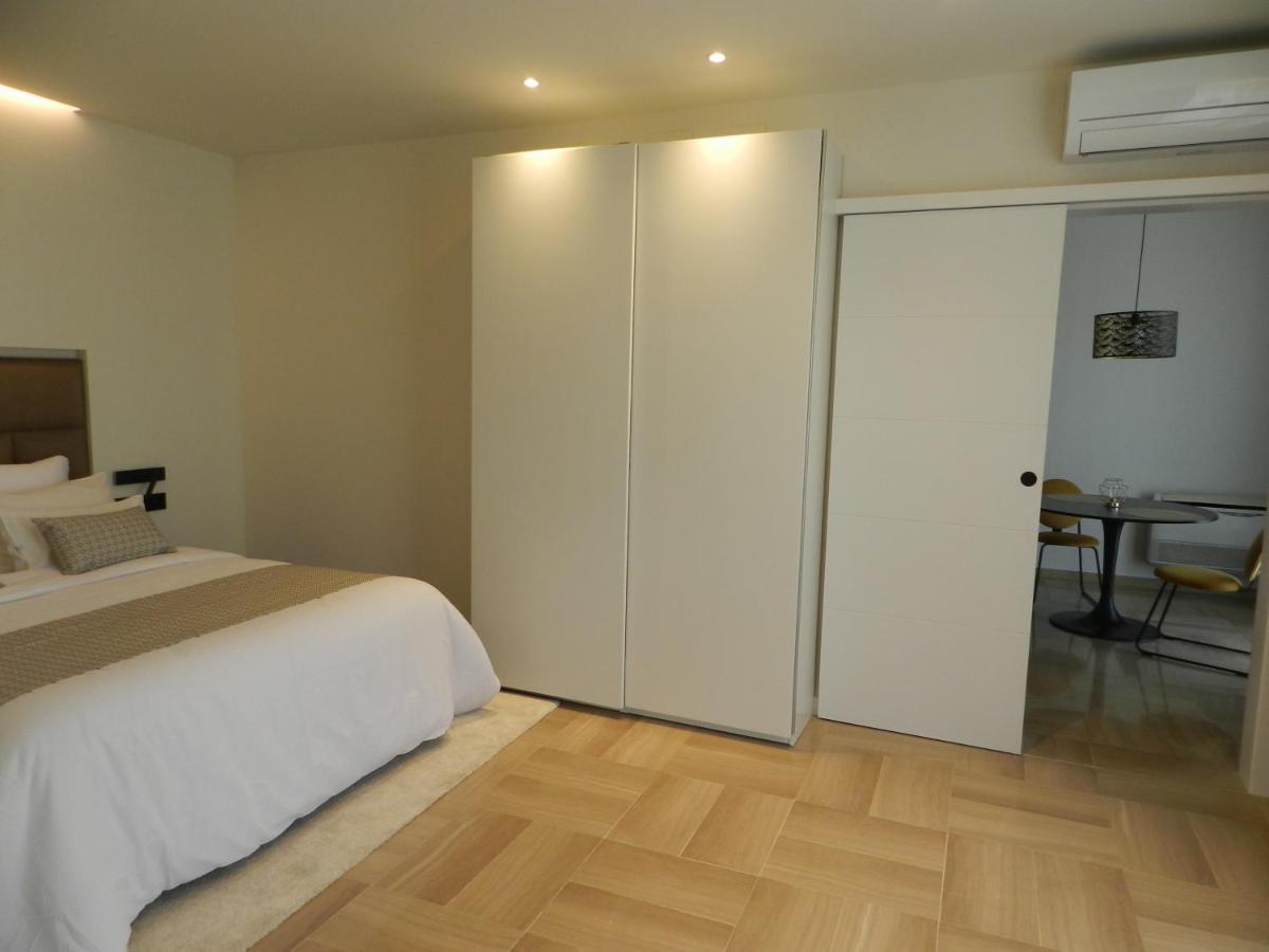 Hotel Manel Martorell Kültér fotó