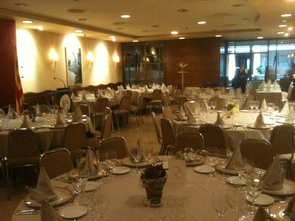 Hotel Manel Martorell Kültér fotó